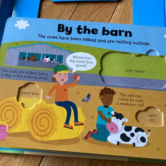 ON THE FARM BOOK & PUZZLES & PUZZLE MATCHING SETS - Picture 11 of 16